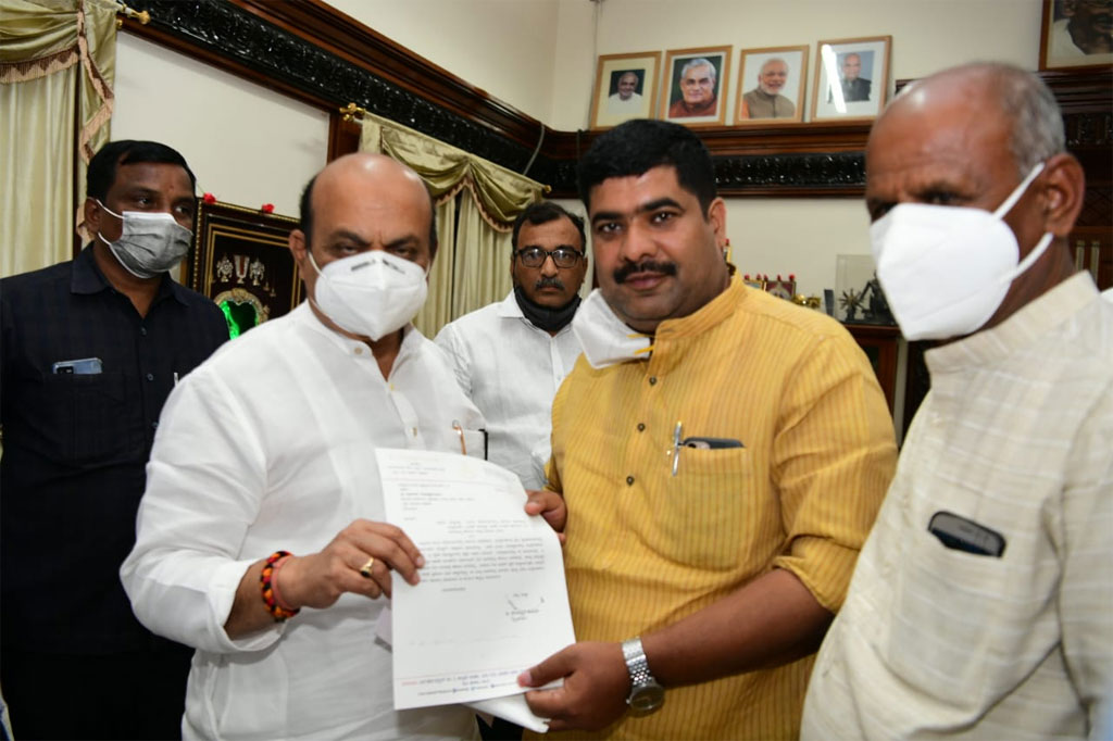 ಎ ಗ್ರೇಡ್ ದೇವಸ್ಥಾನ ಆಡಳಿತ ಮಂಡಳಿಗಳ ವತಿಯಿಂದಲೇ ಗೋ ಶಾಲೆಗಳನ್ನು ತೆರೆಯಲು ಆದೇಶಿಸುವಂತೆ ಸಿಎಂಗೆ ಮನವಿ ಮಾಡಿದ ಶಾಸಕ ಕಾಮತ್