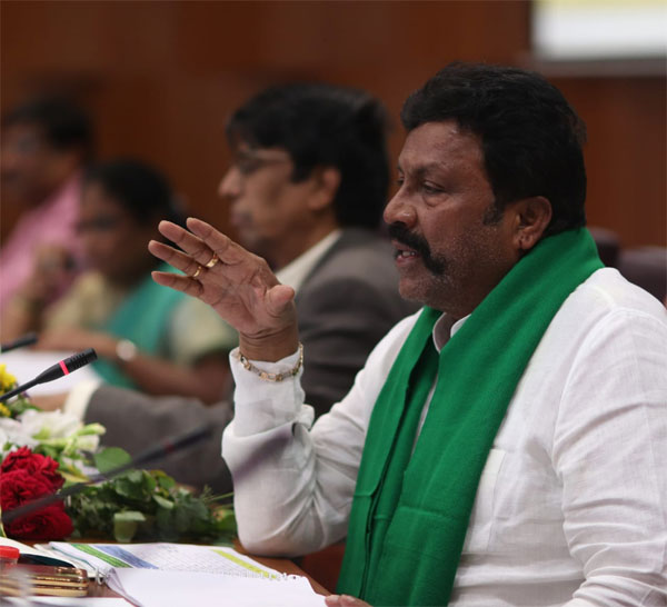 ನಕಲುಕೋರರಿಗೆ ಕೃಷಿ ಅಧಿಕಾರಿಗಳು ಸಿಂಹಸ್ವಪ್ನವಾಗಬೇಕು :  ಖಡಕ್ ಸೂಚನೆ ನೀಡಿದ ಕೃಷಿ ಸಚಿವ ಬಿ. ಸಿ. ಪಾಟೀಲ್