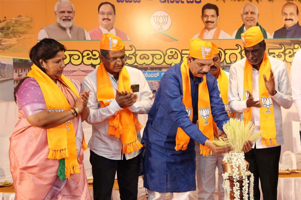 ರಾಜ್ಯದಲ್ಲಿ ಅಭಿವೃದ್ಧಿಪರ ಬಿಜೆಪಿಗೇ ಅಧಿಕಾರ ; ಕುಟುಂಬವಾದ ತಿರಸ್ಕಾರ ಖಚಿತ – ನಳಿನ್‍ಕುಮಾರ್ ಕಟೀಲ್ ವಿಶ್ವಾಸ