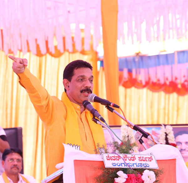 ಸಿದ್ರಾಮಣ್ಣ ಕೆಲವೇ ದಿನಗಳಲ್ಲಿ ಜೈಲಿಗೆ: ನಳಿನ್‍ಕುಮಾರ್ ಕಟೀಲ್