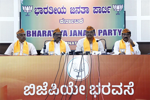 ಬೆಂಗಳೂರಿನಲ್ಲಿ 35 ಕಂಪೆನಿಗಳಿಂದ 8 ಸಾವಿರ ಕೋಟಿ ಬಂಡವಾಳ ಹೂಡಿಕೆ: ಎನ್.ಮುನಿರತ್ನ