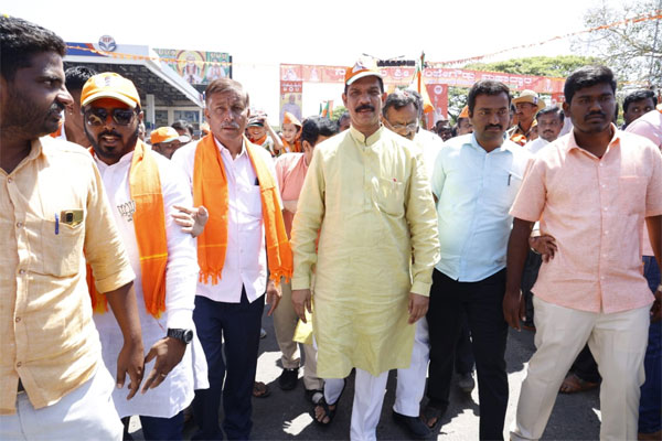 ಮಂಡ್ಯದಲ್ಲಿ ಮೋದಿಜಿ ಪರ ಅಲೆ- ನಳಿನ್‍ಕುಮಾರ್ ಕಟೀಲ್