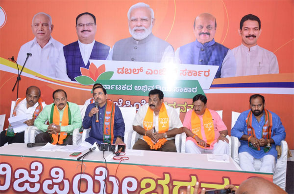 ಸಿದ್ದರಾಮಯ್ಯ ಕ್ಷಮೆ ಯಾಚನೆಗೆ ಪ್ರಲ್ಹಾದ್ ಜೋಶಿ ಆಗ್ರಹ
