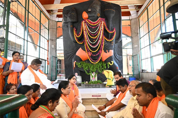 ಹಿಂದೂಗಳ ಭಾವನೆ, ಶ್ರದ್ಧೆಗೆ ಧಕ್ಕೆ ತರುತ್ತಿದೆ ಕಾಂಗ್ರೆಸ್ ಪಕ್ಷ- ಶೋಭಾ ಕರಂದ್ಲಾಜೆ