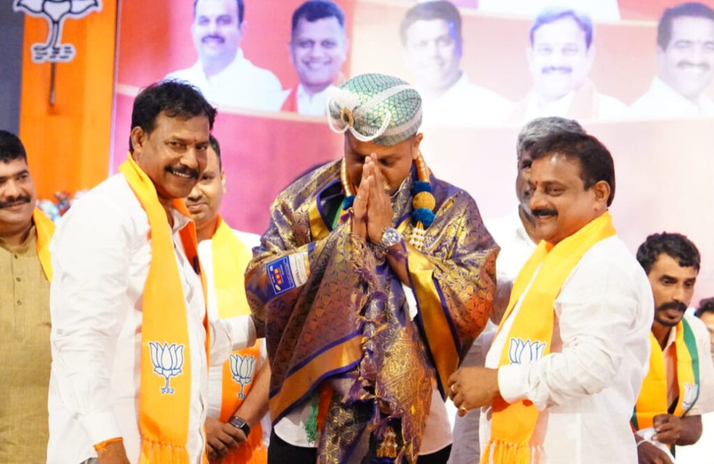ಬಿಜೆಪಿ ಜಿಲ್ಲಾಧ್ಯಕ್ಷರ ಪದಗ್ರಹಣ ಕಾರ್ಯಕ್ರಮದಲ್ಲಿ ಸಂಚಲನ ಮೂಡಿಸಿದ ಕ್ಯಾಪ್ಟನ್ ಹೆಸರು!